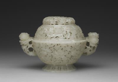 图片[3]-Jade incense burner with openwork floral pattern, Qing dynasty-China Archive